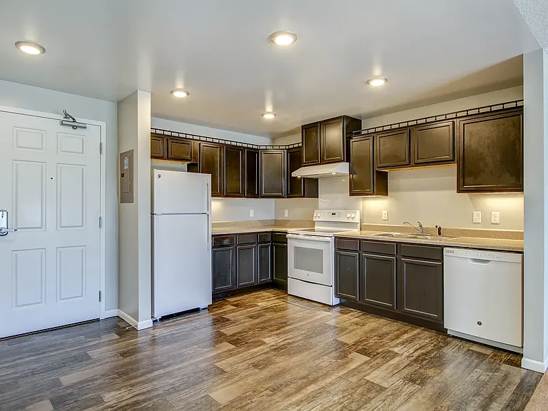 Northwind Apartment Homes — Photo 8