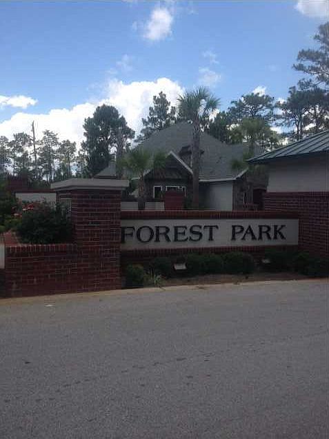 1st image of 11 Forest Park Dr