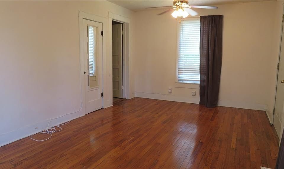 2nd image of 2241 W Rosedale St S #Guest