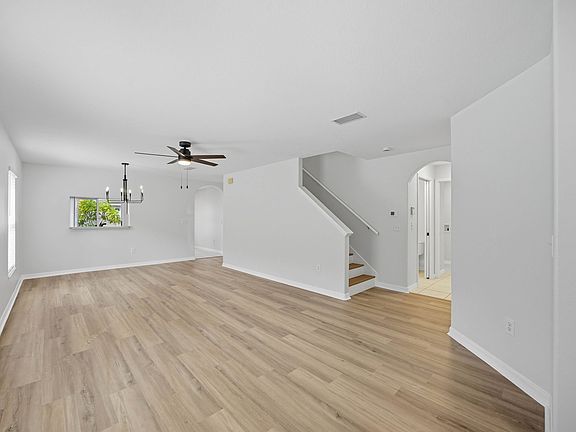 4th image of 7534 Maroon Peak Dr