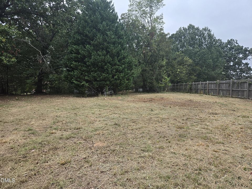 2nd image of 2808 Durham Rd