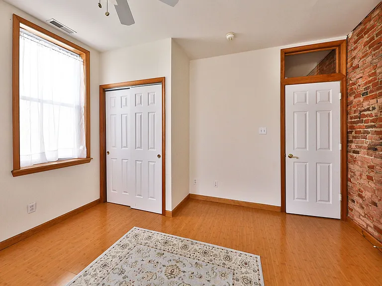 1635 Fairmount Ave #2 — Photo 11