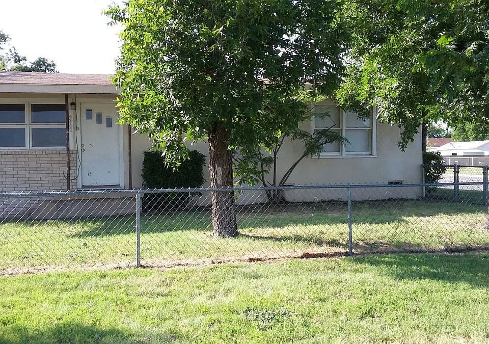 1st image of 2102 Lindell Ave