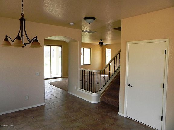 5th image of 238 Bainbridge Dr