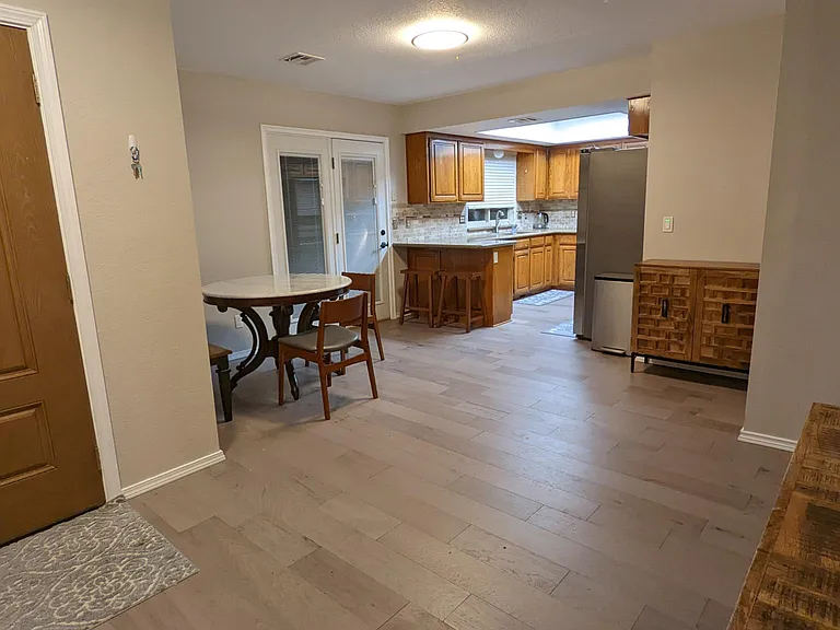 604 NW 142nd St — Photo 11