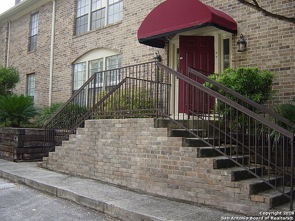 2nd image of 7926 Broadway St APT 403