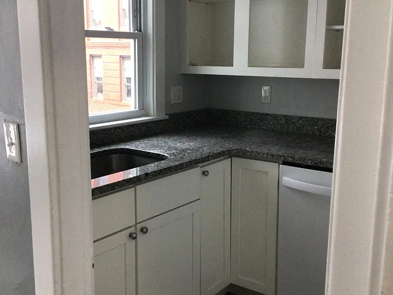 530 Stevens Ave #3 — Photo 11