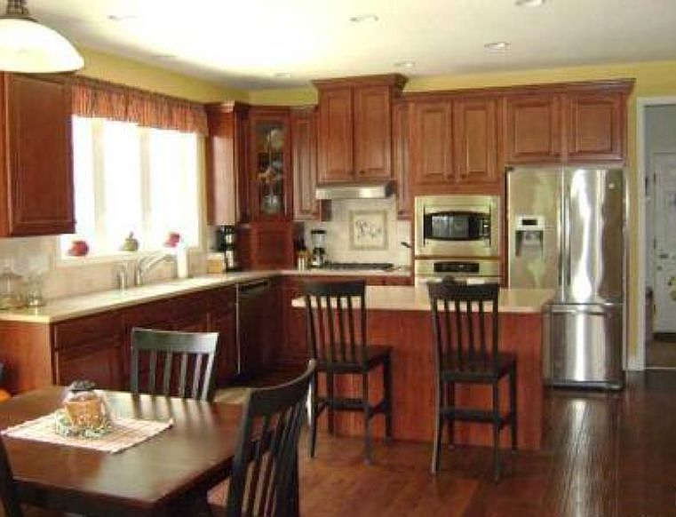2nd image of 180 Conley Rd