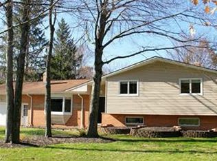 8320 Broadview Rd, Broadview Heights, OH 44147