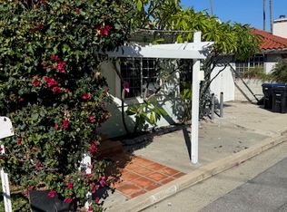 919 Cherokee Ln, Glendale, CA 91205