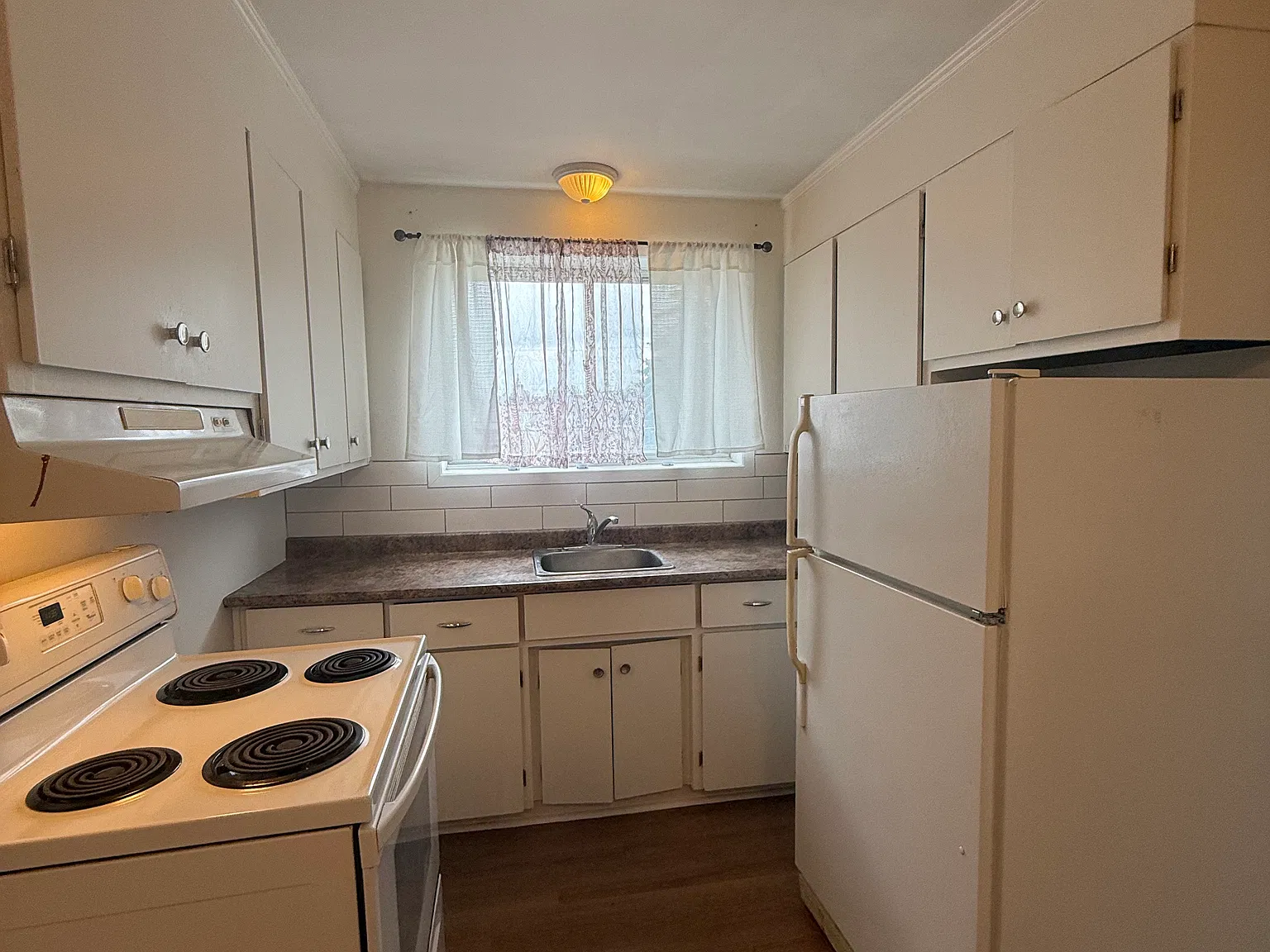 50 Kimberley Dr- Unit F — Photo 2