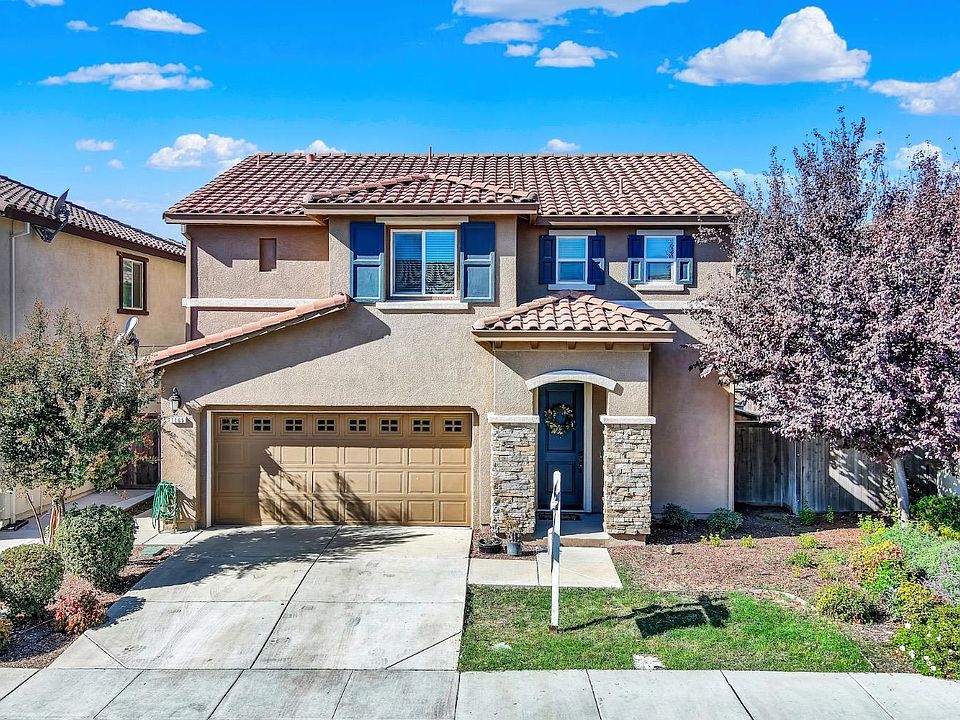 1st image of 1165 Dartmouth Circle