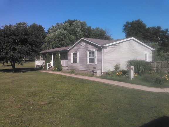 4th image of 1136 E Depot St