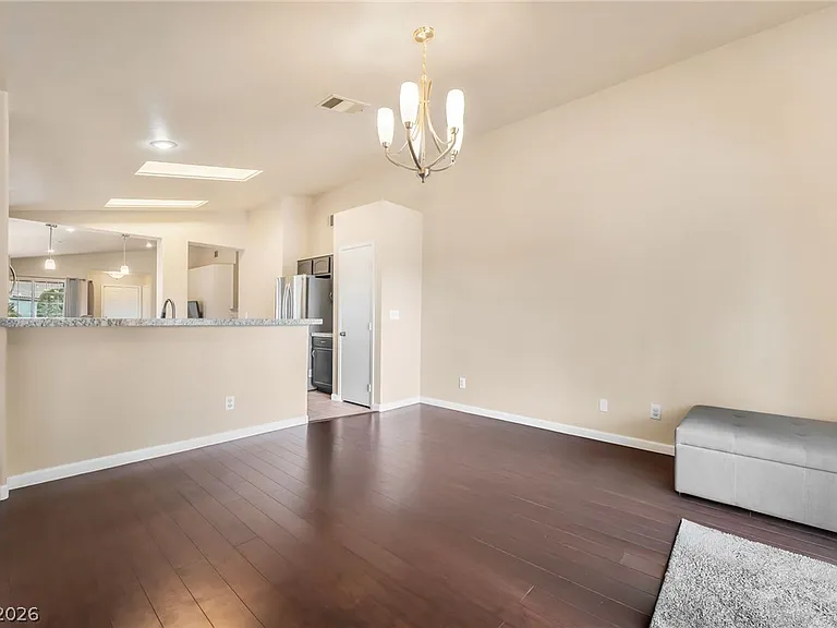 920 Ashurst Ct — Photo 8