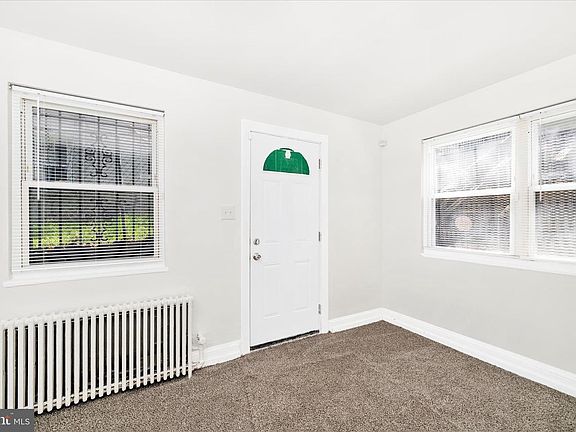 2nd image of 320 Atlantic St SE