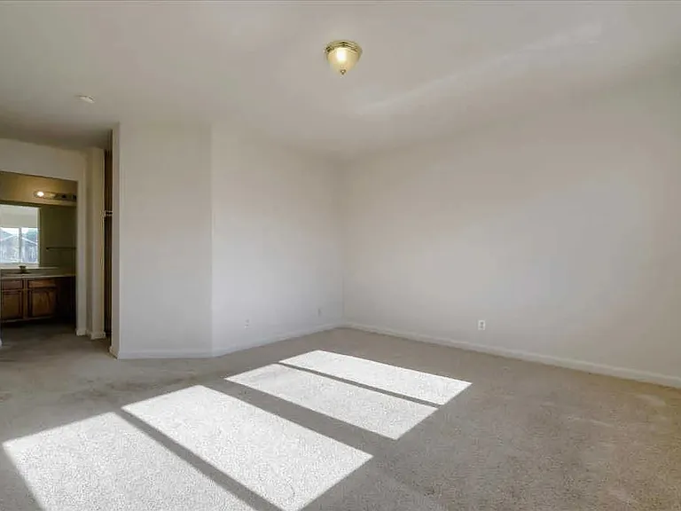 20363 Royal Ave — Photo 25
