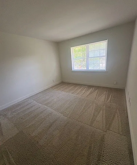 Hickory Hills Condominiums — Photo 27
