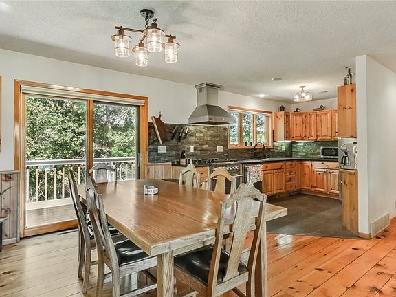4th image of 2756 7 5/8 Avenue