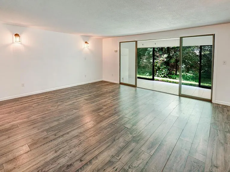 376 Great Rd #15 — Photo 15