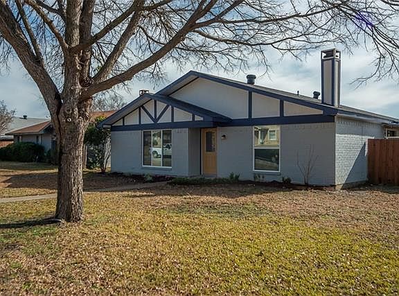 2nd image of 2204 Nolan Dr