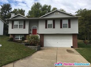 7 Marcus Dr, Saint Peters, MO 63376