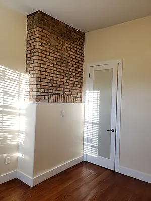 Rented by Signature Property Realty | media 9