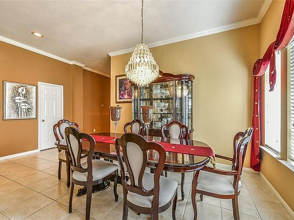 5th image of 5723 Berwick Ct