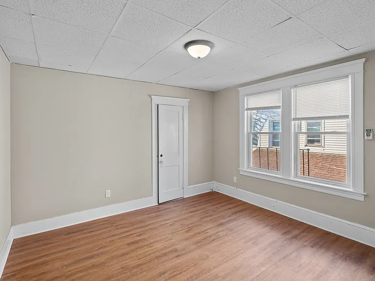 387 Grove St — Photo 12