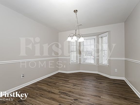 4th image of 5902 Black Willow Dr