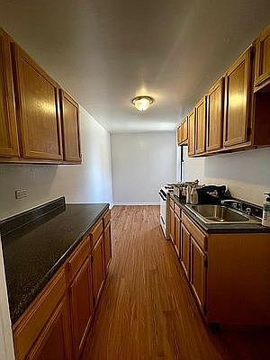3rd image of 63-95 Austin St APT 3E