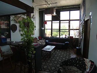 Rented by Joel Weisz, LREB