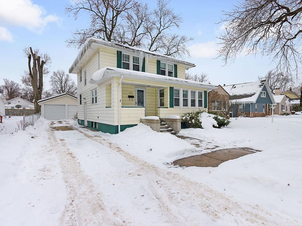 1st image of 822 E Irvington Ave