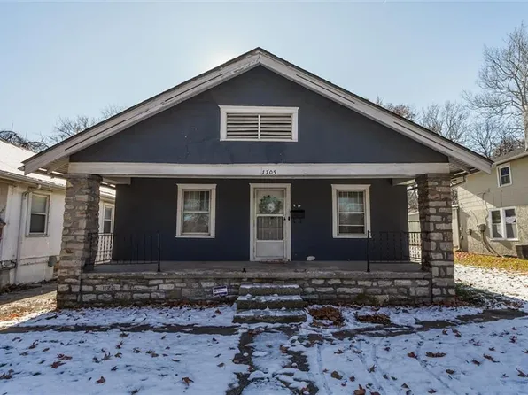 1705 E Gregory Blvd, Kansas City, MO 64131