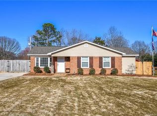 7908 Hembywood Dr, Indian Trail, NC 28079