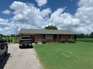 1957 Ashport Rd, Oakfield, TN 38362