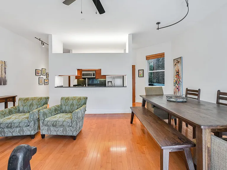 21 Haywood St #2B — Photo 7