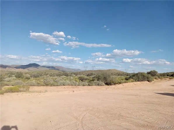 7510 N Frerichs Ranch Rd, Hackberry, AZ 86411