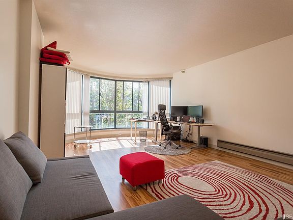 2nd image of 300 3rd St #615-L