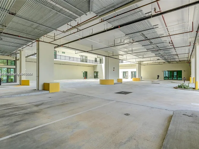 4100 SW 64th Ave #308 — Photo 38
