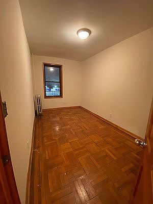 2nd image of 2006 Benson Ave #D40