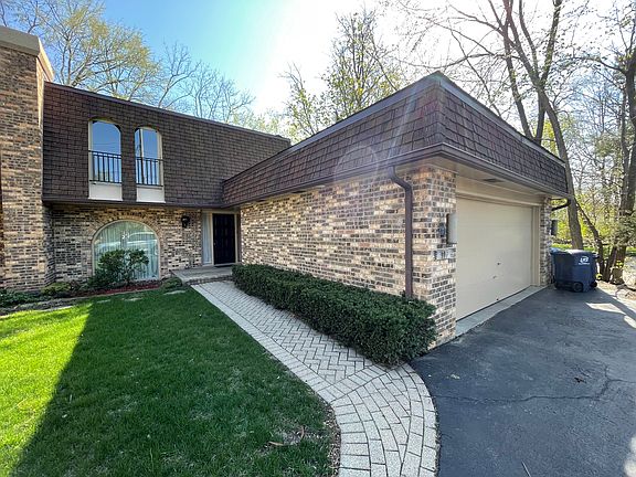 2nd image of 1119 Deerfield Rd
