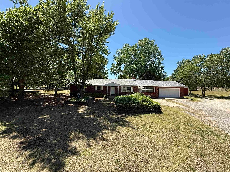 1st image of 4801 Pleasant Valley