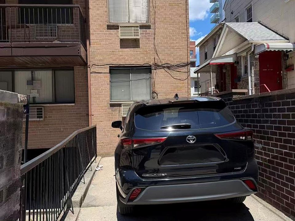2nd image of 14223 38th Avenue #A1&P7