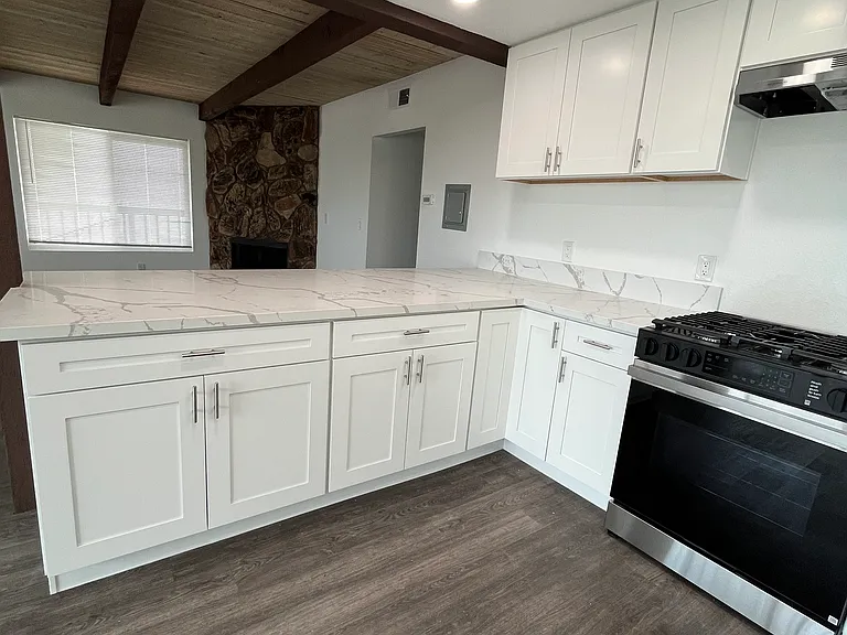 146 Imperial Beach Blvd — Photo 24