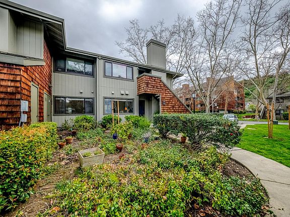 3rd image of 1401 La Terrace Cir