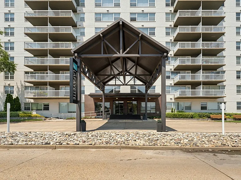 The Lafayette Apartments — Photo 27