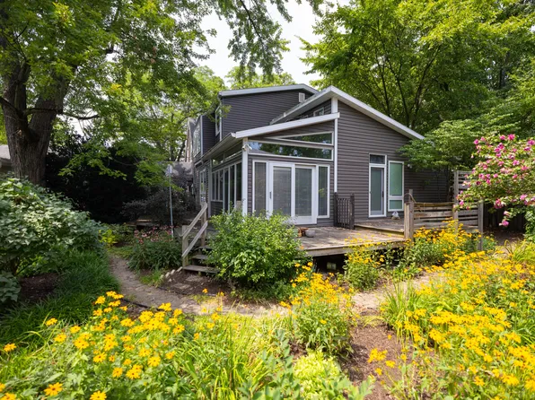 1002 N Alden Rd, Muncie, IN 47304