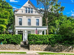 12 Blair St, Bronxville, NY 10708