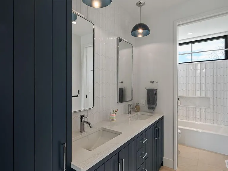 11 Salem Ln — Photo 36