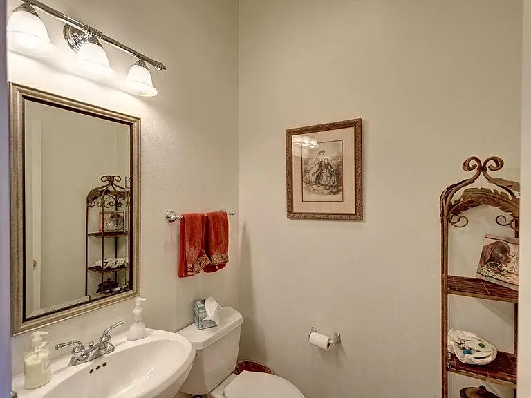 35841 Rosemont Dr — Photo 16